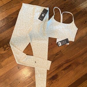 Glyder Leopard Legging & Bra Set - Small - NWT